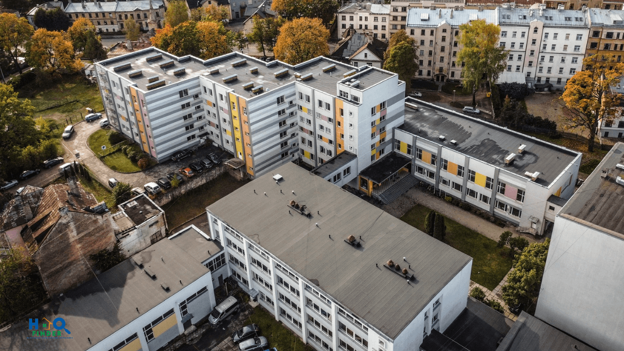 Flat Roof Selection Guide Comparing Bituminous and Modern Roofing Solutions