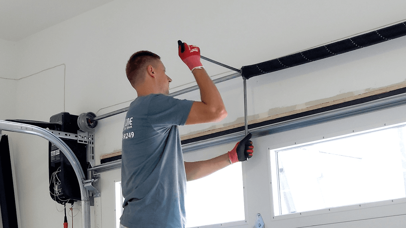 Professional Garage Door Repair: 2025 Expert Guide by Firstline