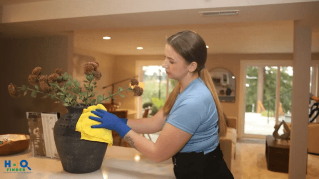 How Hiring a Professional Cleaning Contractor Can Benefit Your Property or Business