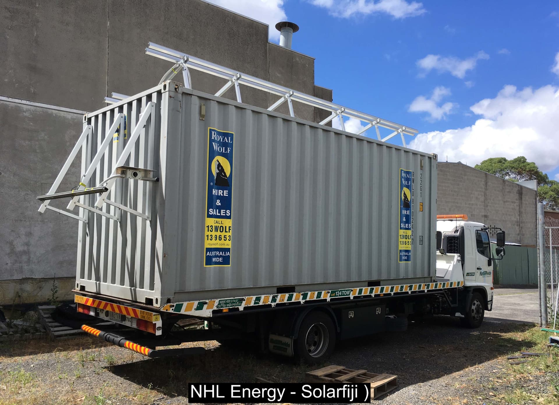 Portable 20ft Container Stand Alone – Solar Power Plant